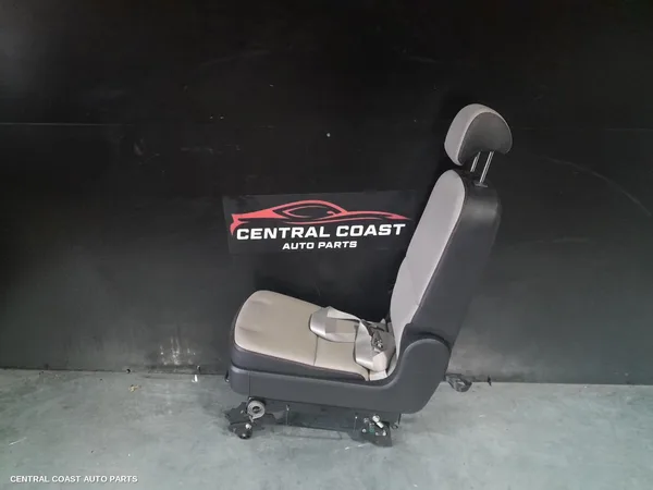 2nd Seat (Rear Seat)
