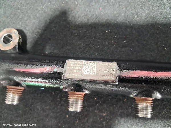 Injection Rail