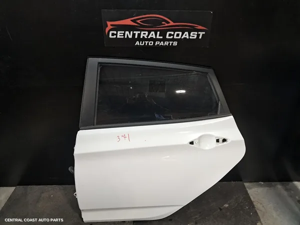 Left Rear Door/Sliding