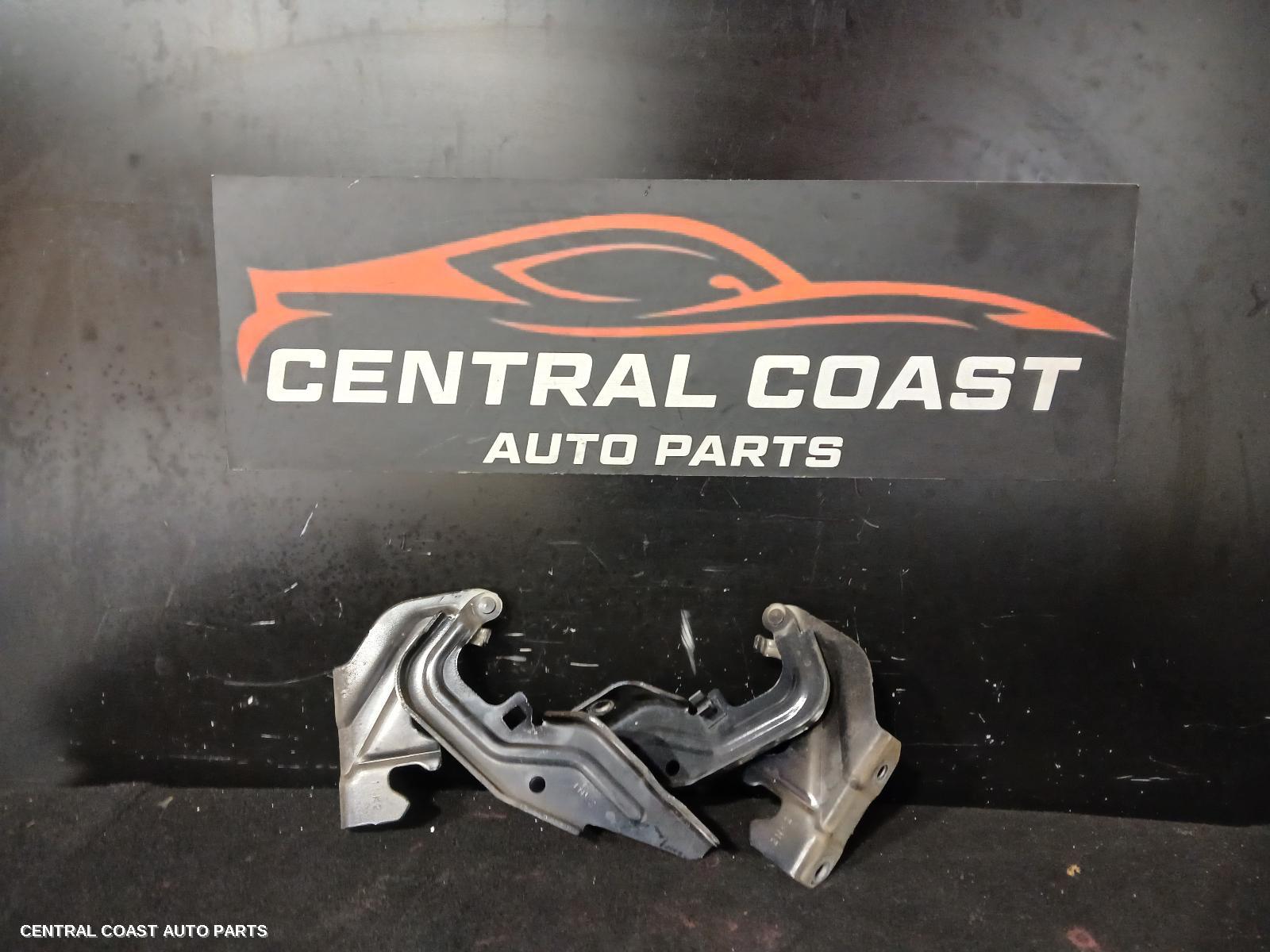 Bonnet Hinge Strut