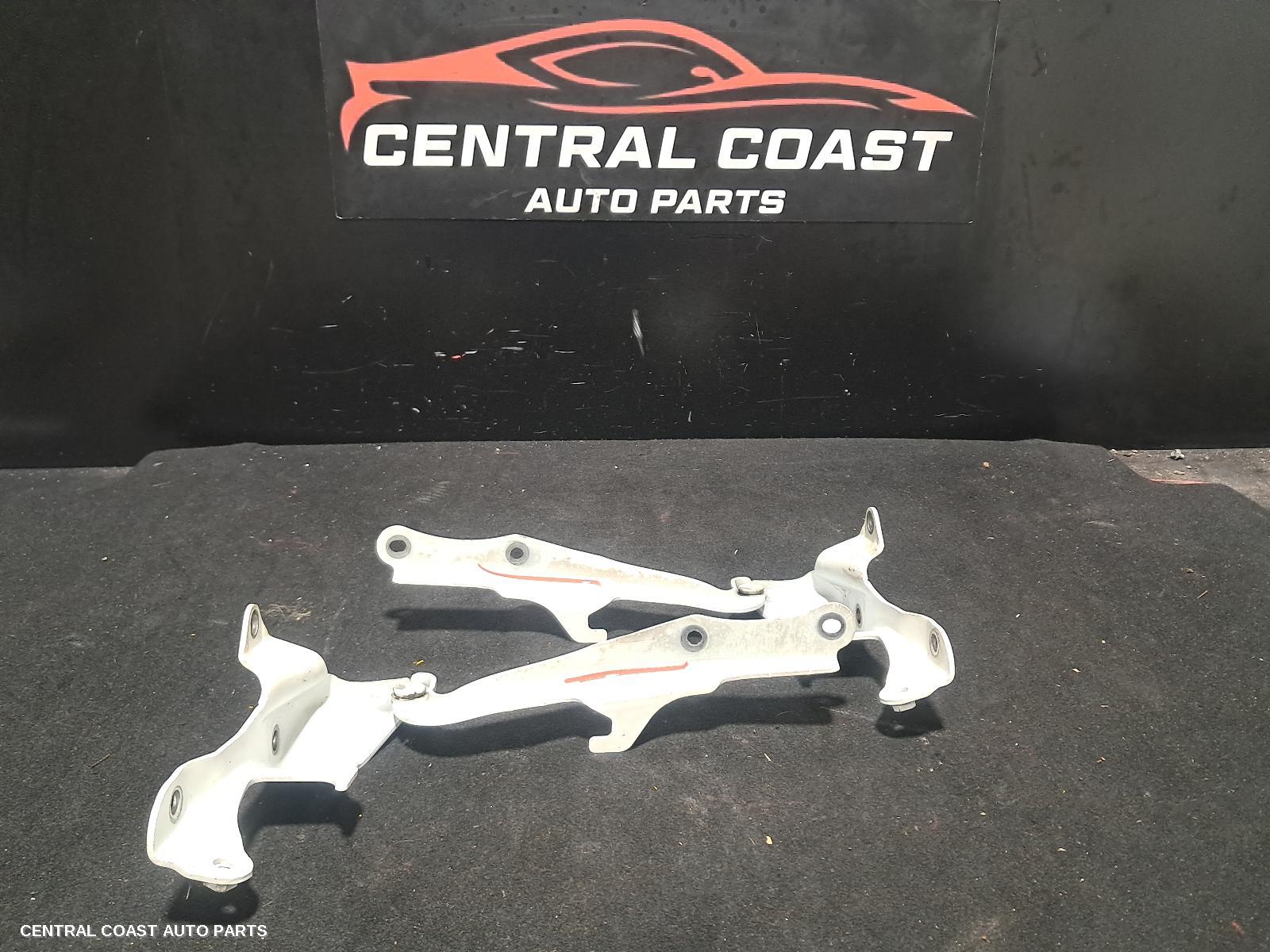 Bonnet Hinge Strut
