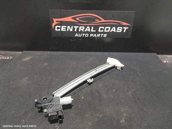 Right Front Window Reg/Motor