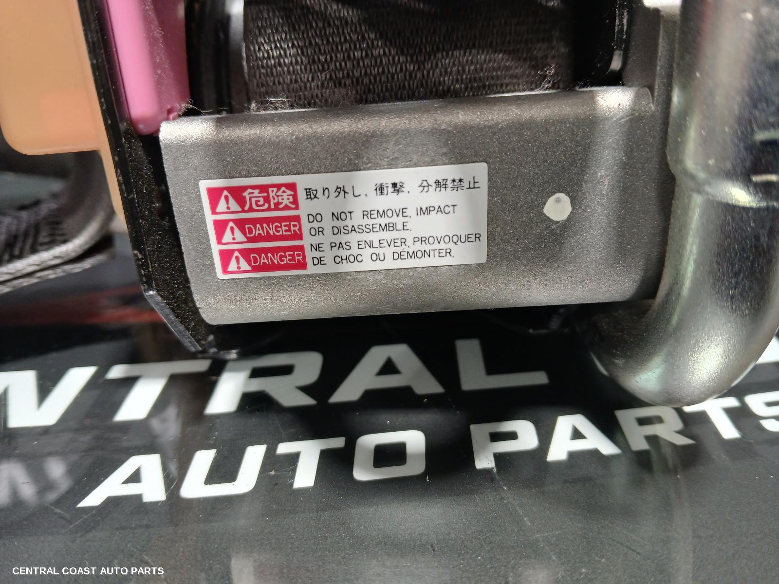 Seatbelt Stalk