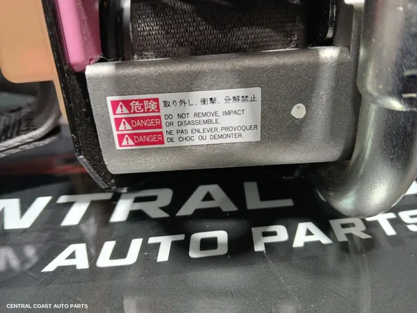 Seatbelt/Stalk