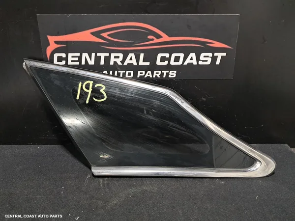 Left Rear 1/4 Door Glass