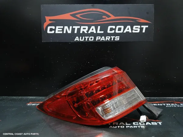 Left Taillight