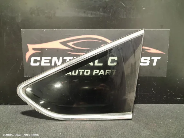 Left Rear 1/4 Door Glass